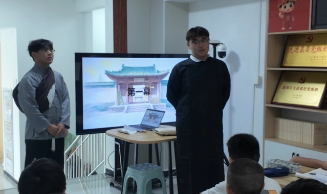 将晦涩的方针条文转化为通俗易懂的宣扬
